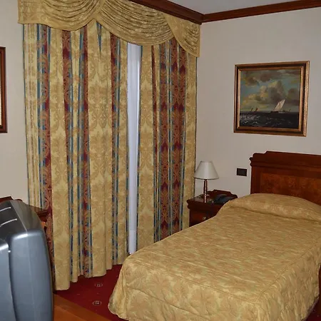 President Hotel 4*