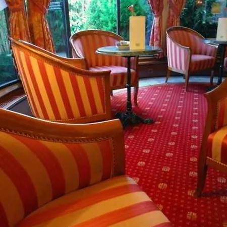 President Szálloda Zára