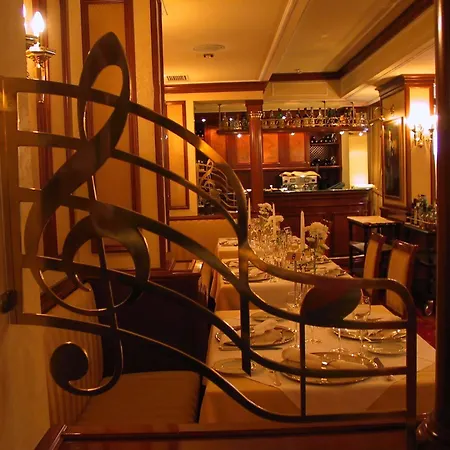 President Hotel