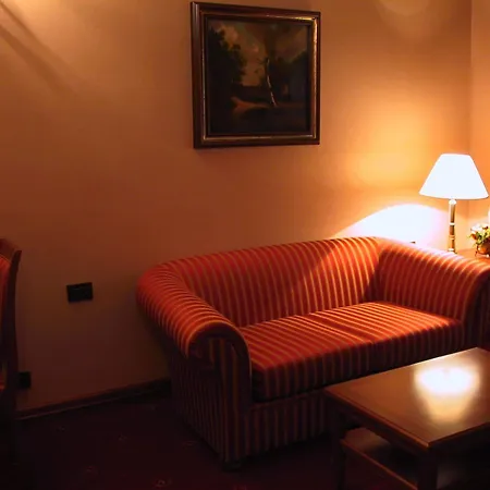President Hotel