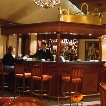 Отель President